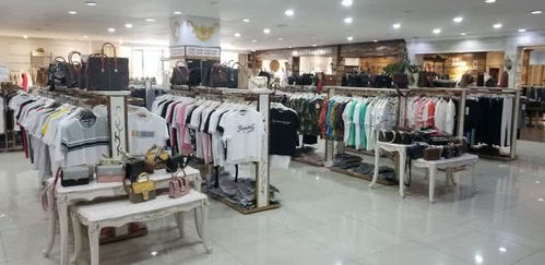 合肥一服装工厂店品牌t恤10元,是噱头还是营销,小编亲历揭晓